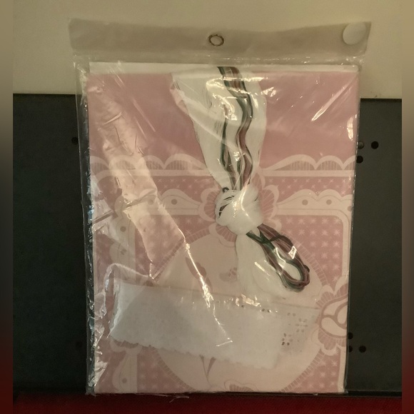 Chainstitching pillow kit, everything to make a 14”X14” pillow except insert. - Picture 2 of 3